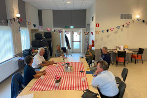 PvdA De Fryske Marren bezoekt veilige plek voor mensen met dementie